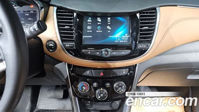 Chevrolet Tracker 2016 thumb 11