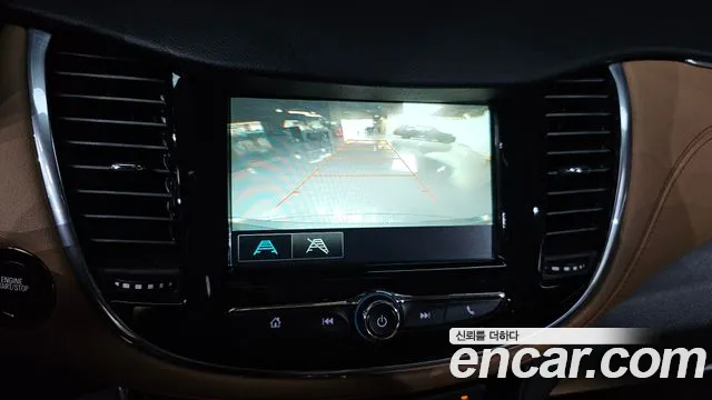 Chevrolet Tracker 2016 thumb 6