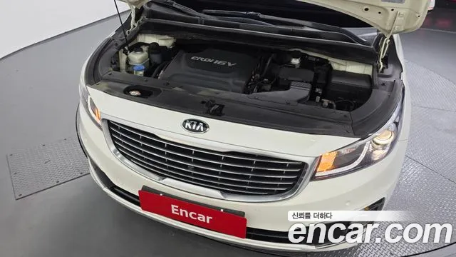 Kia Carnival 2015 thumb 3