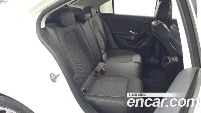 Mercedes-Benz A-Класс 2020 thumb 4
