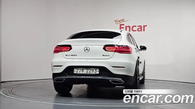 Mercedes-Benz GLC 2017 thumb 12