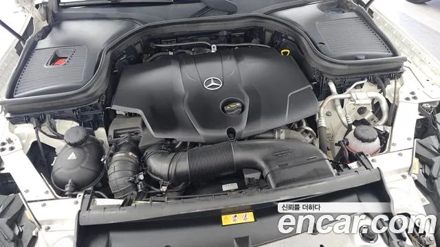 Mercedes-Benz GLC 2017 thumb 9