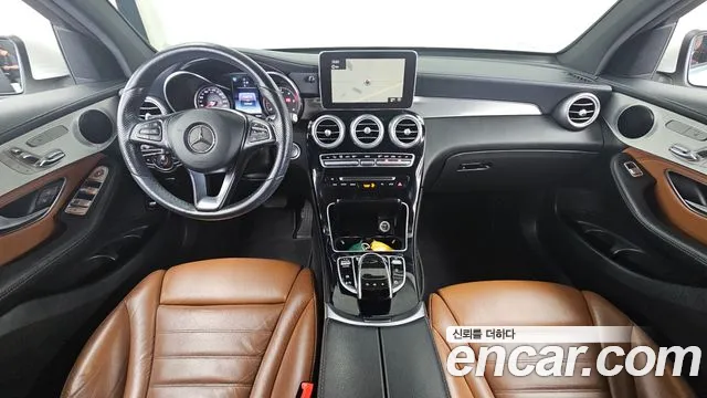 Mercedes-Benz GLC 2017 thumb 3