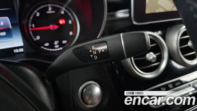 Mercedes-Benz GLC 2017 thumb 8