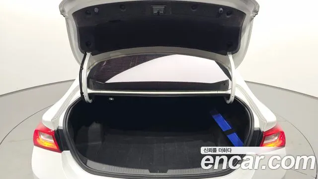 Chevrolet Malibu 2016 thumb 11
