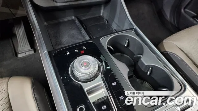 Kia Carnival 2024 thumb 2
