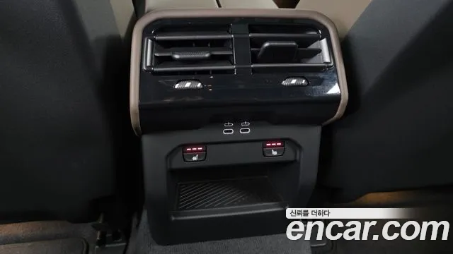 BMW 5 серии 2025 thumb 7