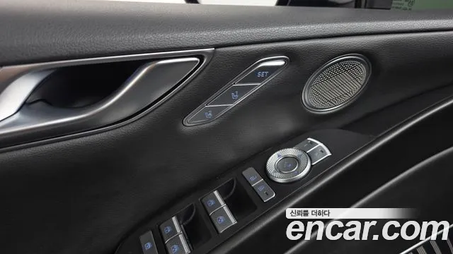 Genesis G80 2021 thumb 9