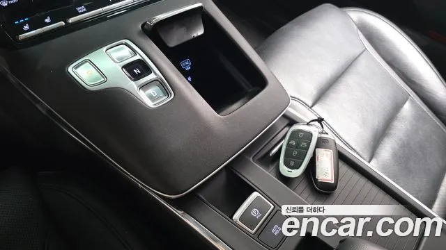 Hyundai Grandeur 2021 thumb 2