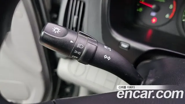 Hyundai Starex 2014 thumb 10