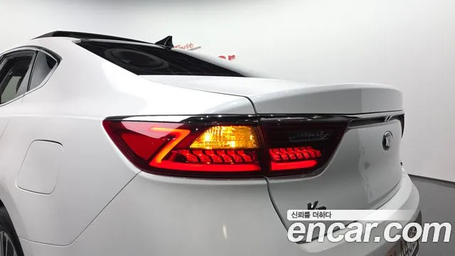 Kia K7 2018 thumb 9