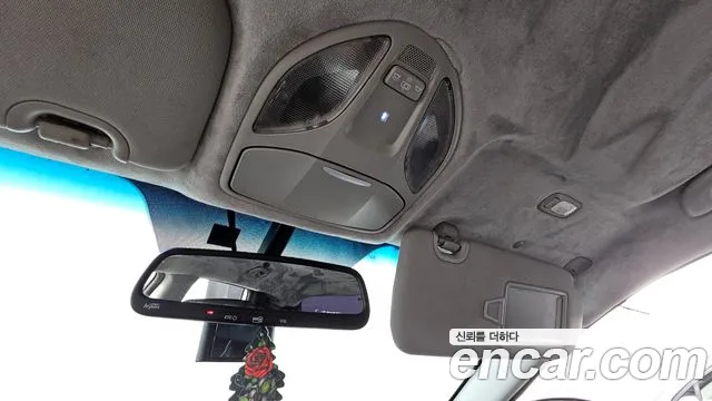 Hyundai Santa Fe 2017 thumb 6
