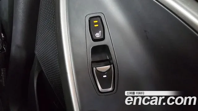 Hyundai Santa Fe 2017 thumb 12