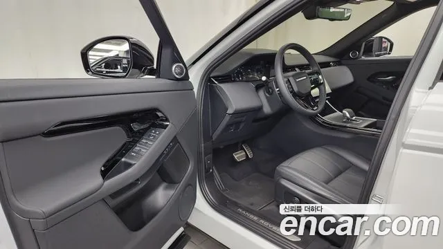 Land Rover Range Rover Evoque 2024 thumb 8