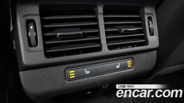 Land Rover Range Rover Evoque 2024 thumb 3
