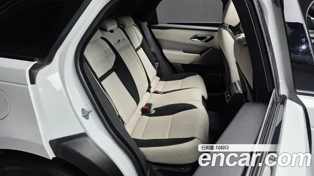 Land Rover Range Rover Velar 2019 thumb 7