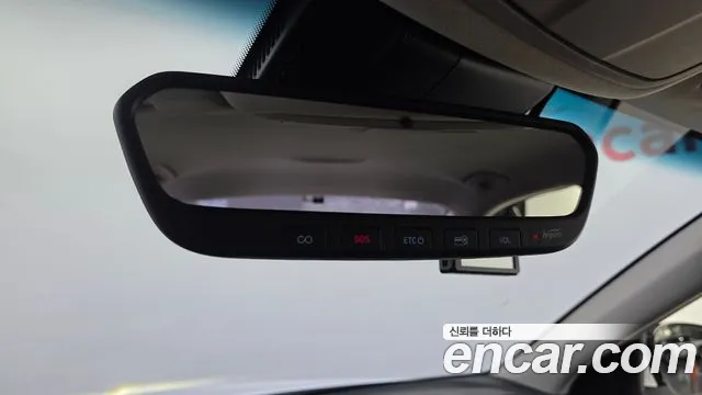 Genesis G70 2018 thumb 12