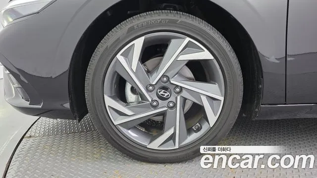 Hyundai Avante 2024 thumb 2