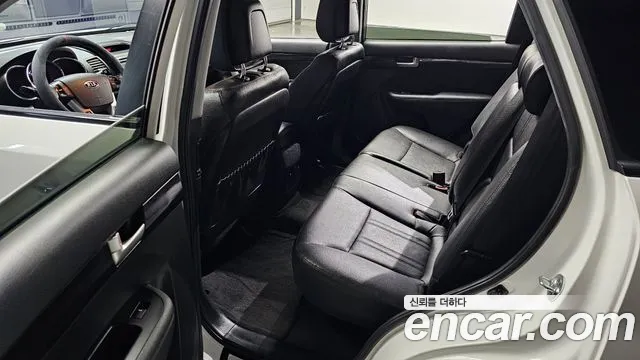 Kia Sorento 2011 thumb 6