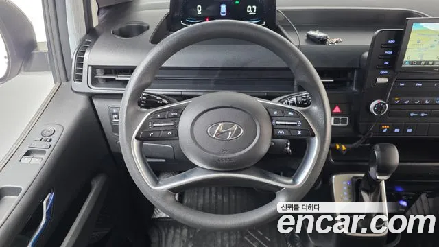 Hyundai Staria 2022 thumb 9