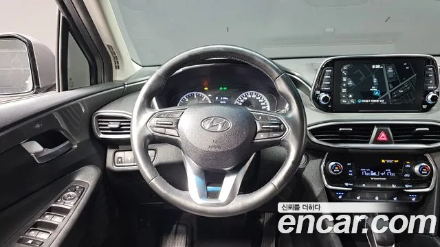 Hyundai Santa Fe 2018 thumb 12