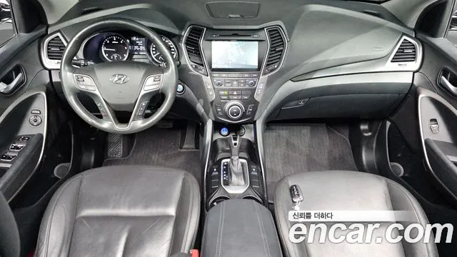 Hyundai Santa Fe 2016 thumb 2
