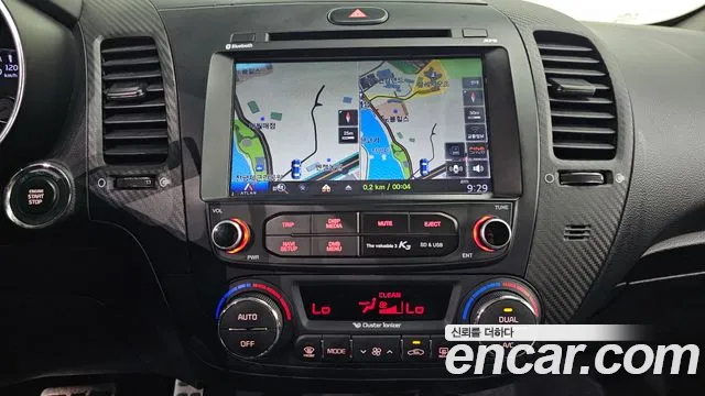 Kia K3 2014 thumb 6