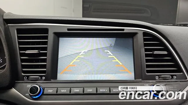 Hyundai Avante 2017 thumb 3