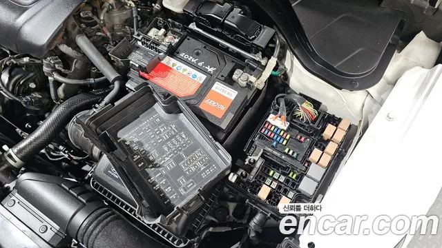 Hyundai Avante 2017 thumb 11