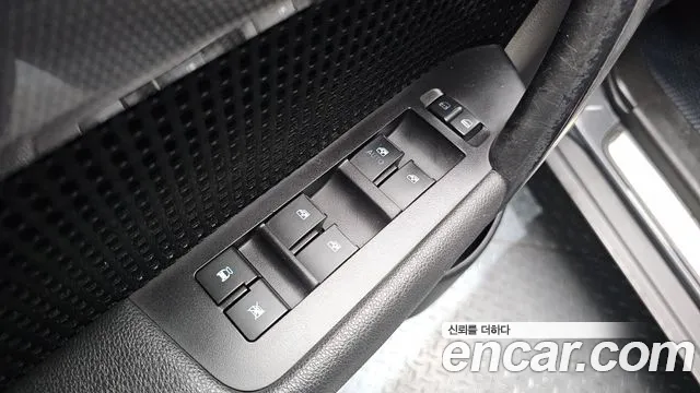 Chevrolet Captiva 2011 thumb 6