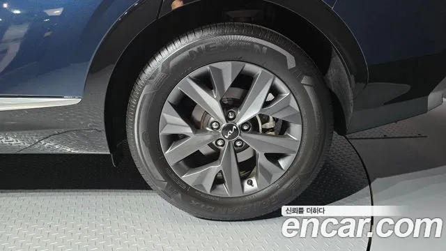Kia Sportage 2024 thumb 3