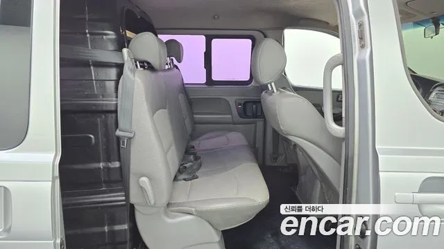 Hyundai Starex 2011 thumb 8