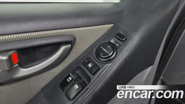 Hyundai Starex 2011 thumb 7