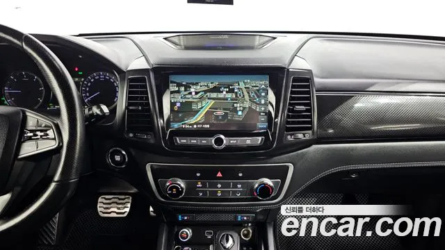 KG_Mobility_Ssangyong Rexton 2020 thumb 2
