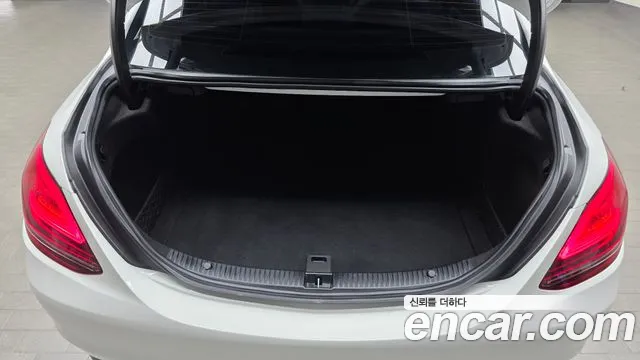 Mercedes-Benz C-Класс 2020 thumb 11