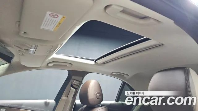 Mercedes-Benz E-Класс 2018 thumb 10