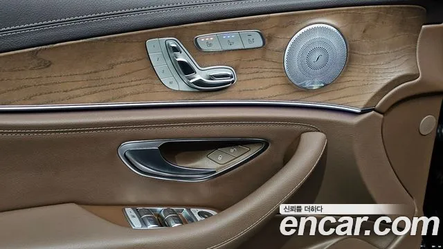 Mercedes-Benz E-Класс 2018 thumb 9