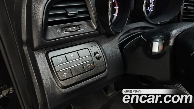 KG_Mobility_Ssangyong TIBOLI 2016 thumb 5