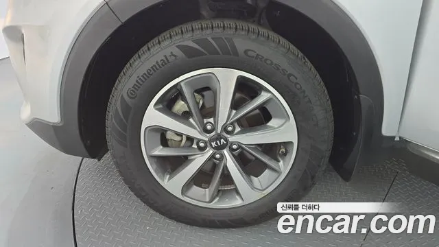 Kia Sorento 2018 thumb 4