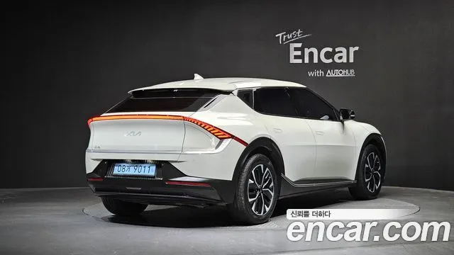 Kia EV6 2023 thumb 7