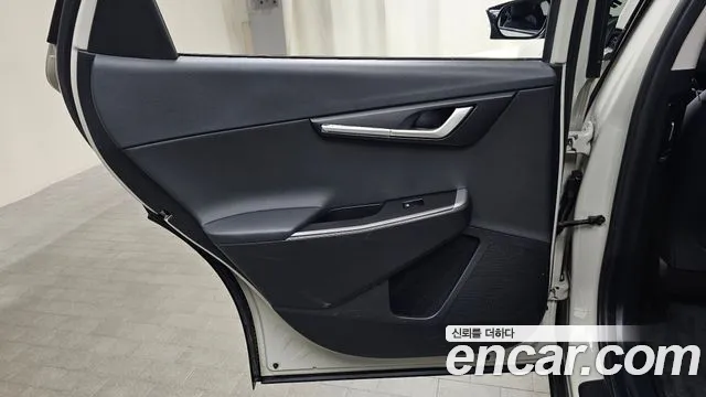 Kia EV6 2023 thumb 6