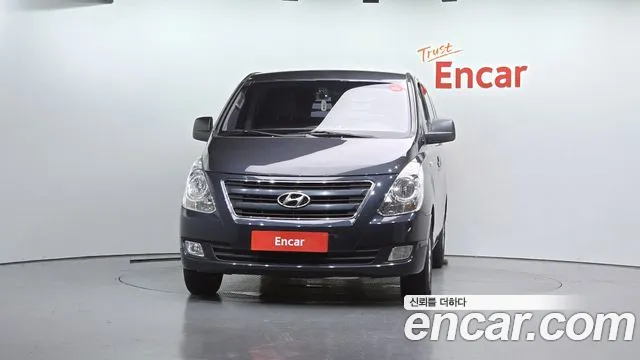 Hyundai Starex 2017 thumb 4