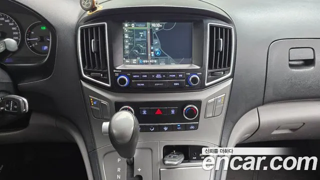 Hyundai Starex 2017 thumb 5