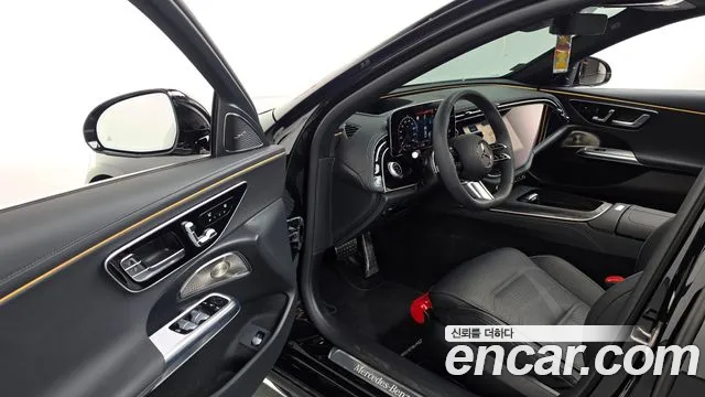Mercedes-Benz E-Класс 2025 thumb 11