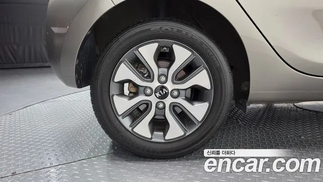 Kia Morning 2015 thumb 5