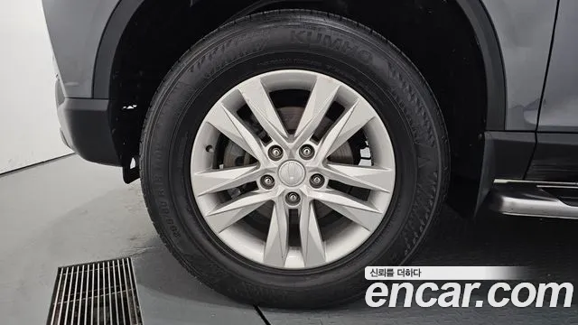 KG_Mobility_Ssangyong Rexton 2019 thumb 7