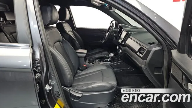 KG_Mobility_Ssangyong Rexton 2019 thumb 11