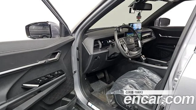 KG_Mobility_Ssangyong Torres 2024 thumb 7