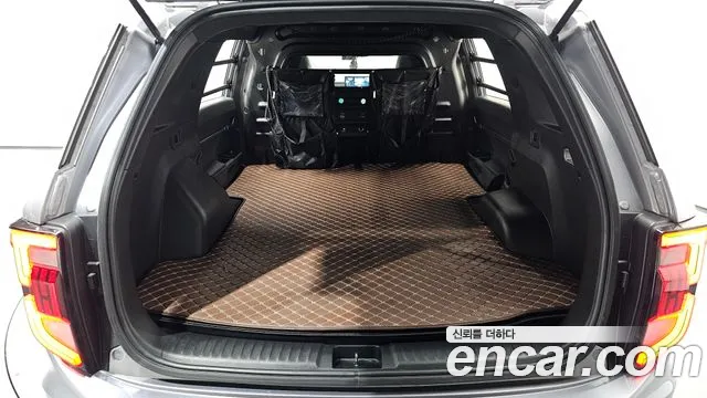 KG_Mobility_Ssangyong Torres 2024 thumb 5