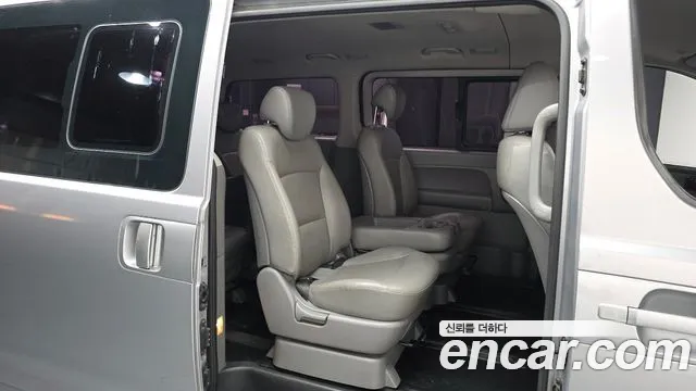 Hyundai Starex 2019 thumb 6